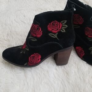 Lucky Brand Pexton Bootie 7.5